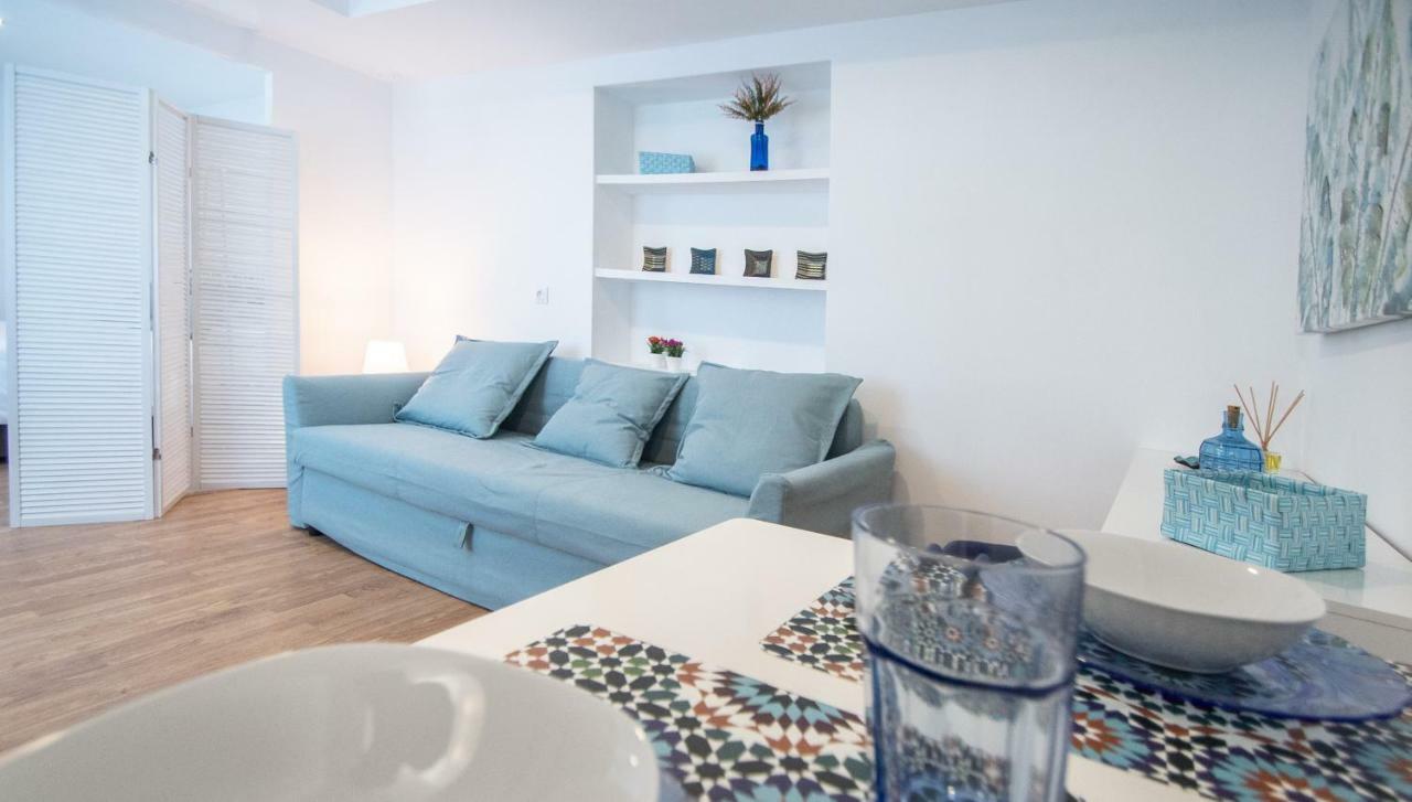 Apartamento Aires Mediterraneos Apartment Cadiz Exterior photo