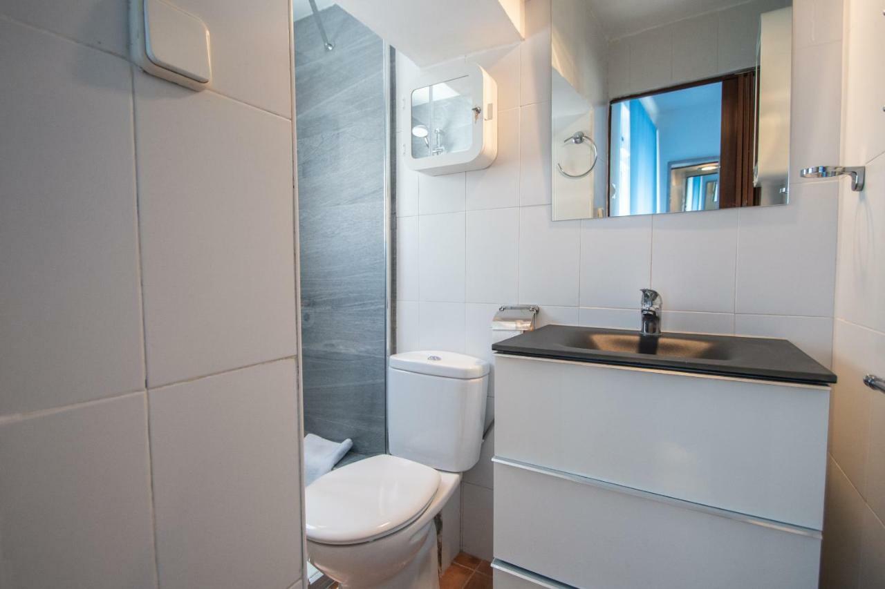 Apartamento Aires Mediterraneos Apartment Cadiz Exterior photo